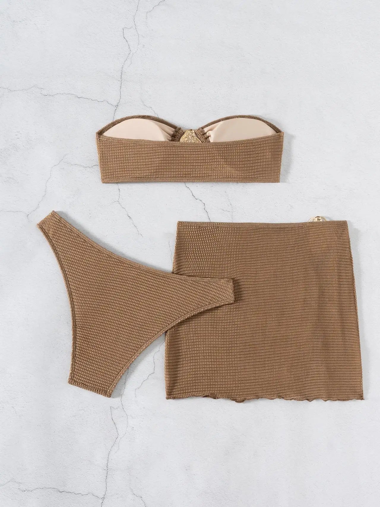 Biquíni Bandeau Sexy para Mulheres com ornamento de gota d'água de metal, blusa com bojo, saia de malha, traje de banho de 3 peças para praia