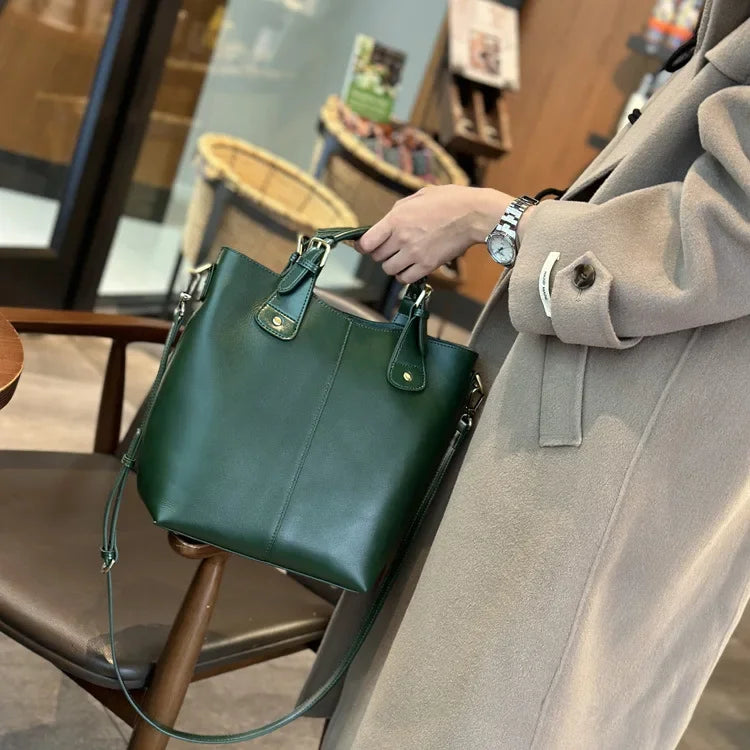 Genuine Leather Women's Tote Bag 2025 New Woman Shoulder Bags Fashion Cowhide Crossbody Bucket Bag Female Handbags 9258