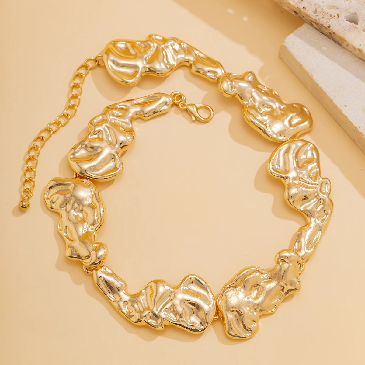 Colar de corrente metálica irregular em forma exagerada para mulheres, colar choker de metal pesado, joia para festa, presente para garotas.