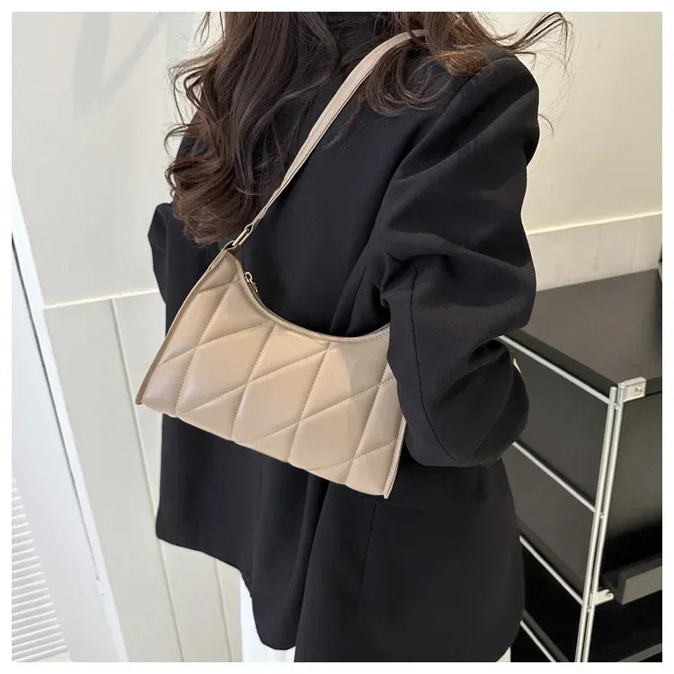 Trendy Women Shoulder Bag PU Leather Underarm Bag Solid Color Handbags Leisure Commuting Small Handle Bags Fashion Zipper Clutch