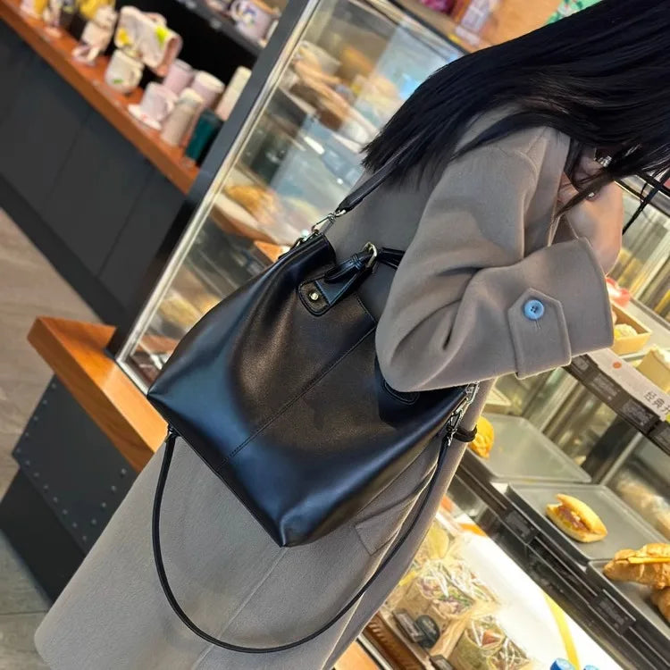 RanHuang New Arrive Women's Fashion Handbags High Quality Genuine Leather Shoulder Bags Large Bucket Bags Designer Handbags