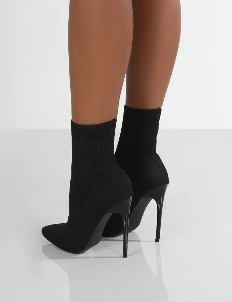 Botas de cano curto para mulheres em tecido elástico de luxo, botas de salto alto para dançarinas exóticas, stilettos femininos, bota de bico fino para outono e inverno.