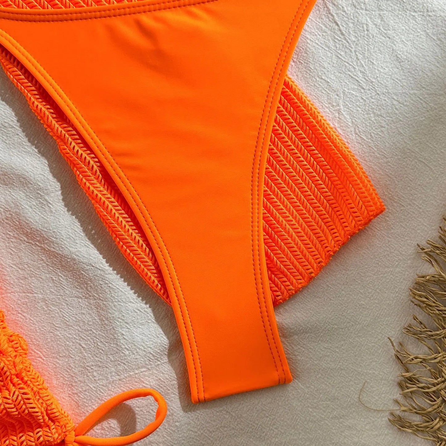 Biquínis Sexy 2025 Trajes de Banho Femininos Conjunto de Biquíni Brasileiro de Três Peças Roupas de Praia Trajes de Banho para a Piscina