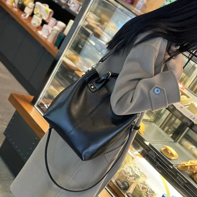 Genuine Leather Women's Tote Bag 2025 New Woman Shoulder Bags Fashion Cowhide Crossbody Bucket Bag Female Handbags 9258