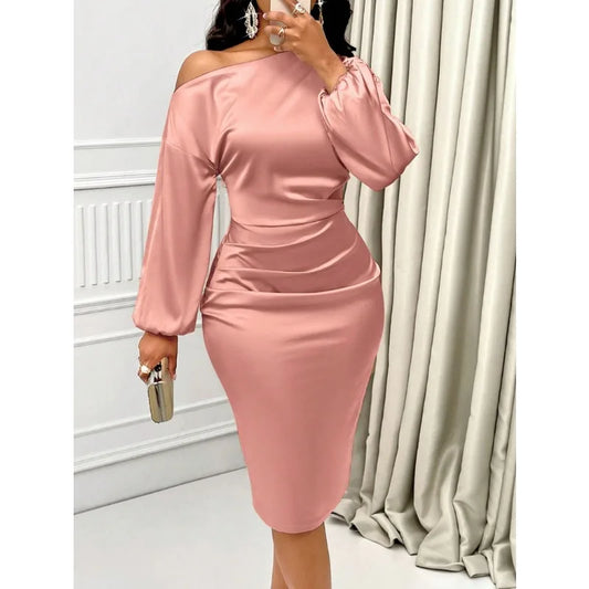 Vestido Feminino Slim Fit de Manga Longa com Decote Redondo e Manga Oca Personalizada Temperamento Novo da Europa 2025