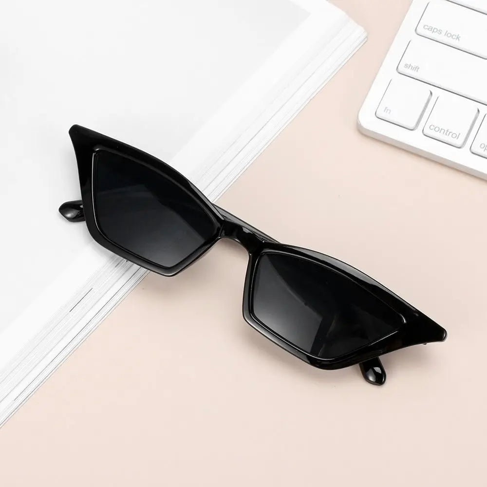 Novos Óculos de Sol Pequenos Cat Eye para Mulheres, Moda, Lentes Gradientes, Óculos de Sol Triangulares Femininos para Festas, Acessórios de Óculos UV400