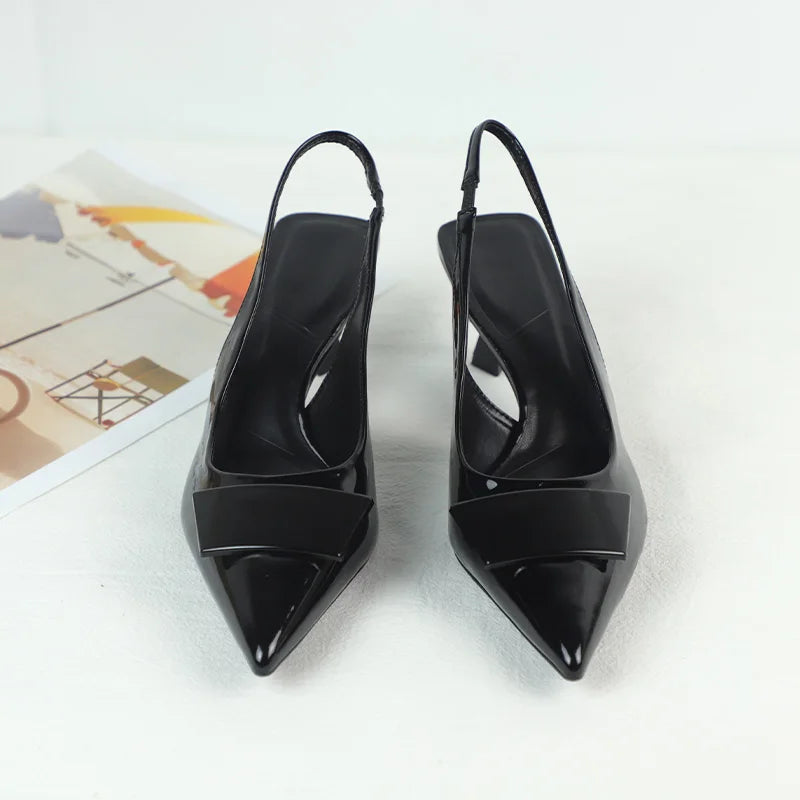 Sapatos de Negócios de Moda para Mulheres Sandálias Slingback Pretas de Couro Laqueado com Design Simples Verão 2025