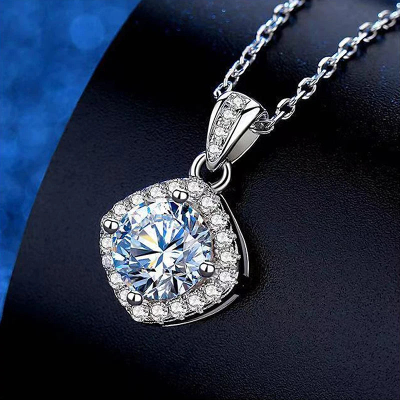 Colar de Pingente de Moissanita em Prata 925 com 6 Garras para Mulheres Design Moderno Cor D VVS Aprovado no Teste de Diamante Joia com caixa GRA