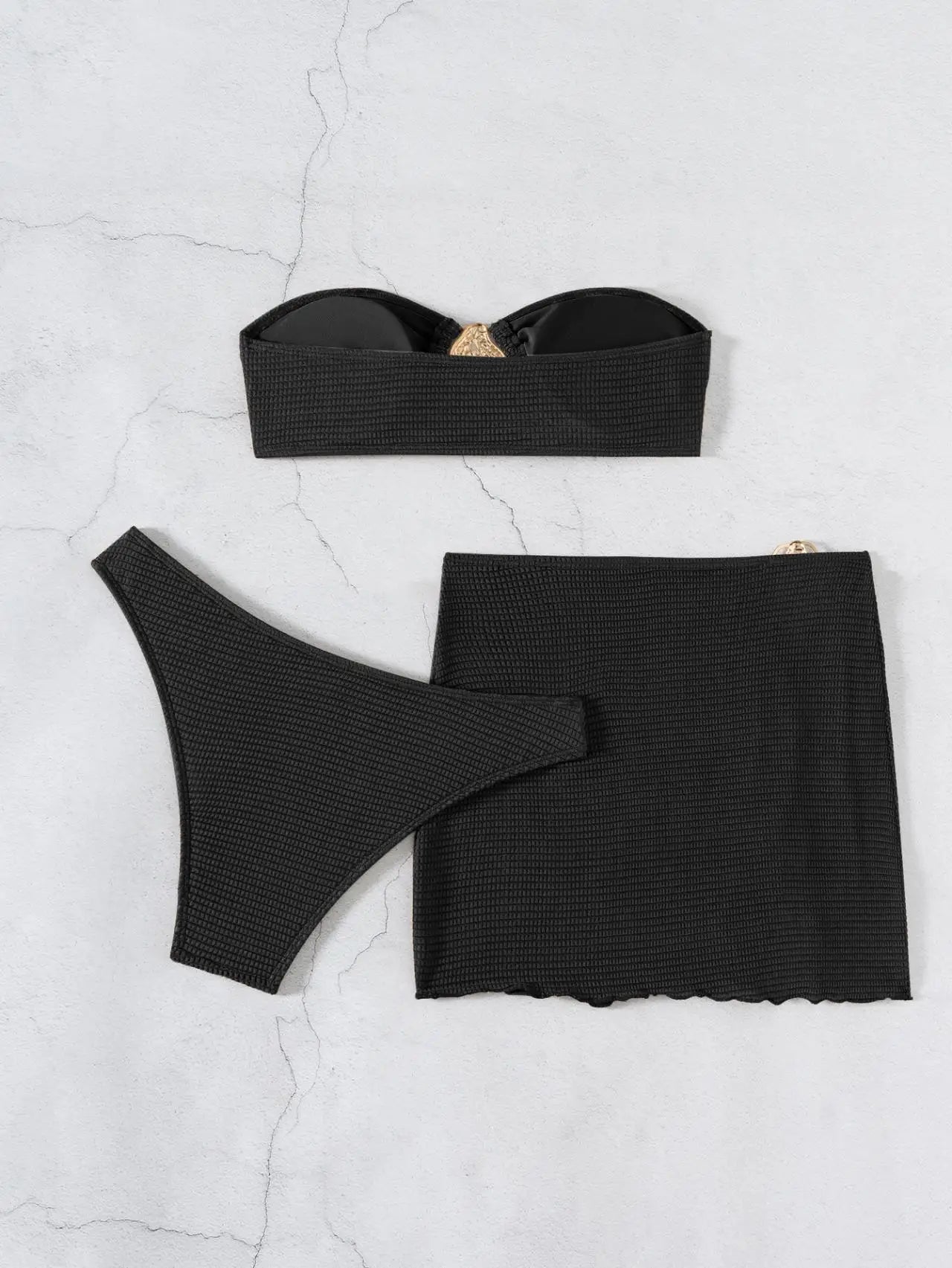 Biquíni Bandeau Sexy para Mulheres com ornamento de gota d'água de metal, blusa com bojo, saia de malha, traje de banho de 3 peças para praia