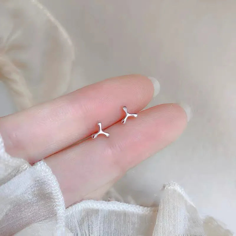 Minimalism Heart Earring 925 Silver Needle Allergic Protection Mini Small Stud Earrings for Women Girls Jewellery Wholesale Gift