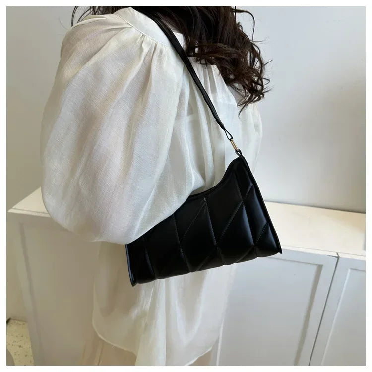 Trendy Women Shoulder Bag PU Leather Underarm Bag Solid Color Handbags Leisure Commuting Small Handle Bags Fashion Zipper Clutch