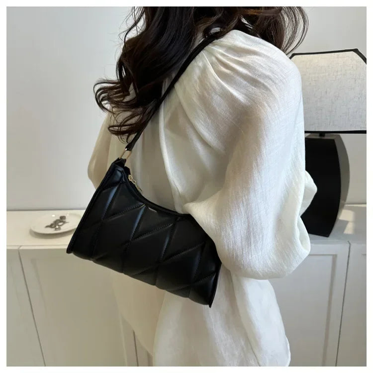 Trendy Women Shoulder Bag PU Leather Underarm Bag Solid Color Handbags Leisure Commuting Small Handle Bags Fashion Zipper Clutch