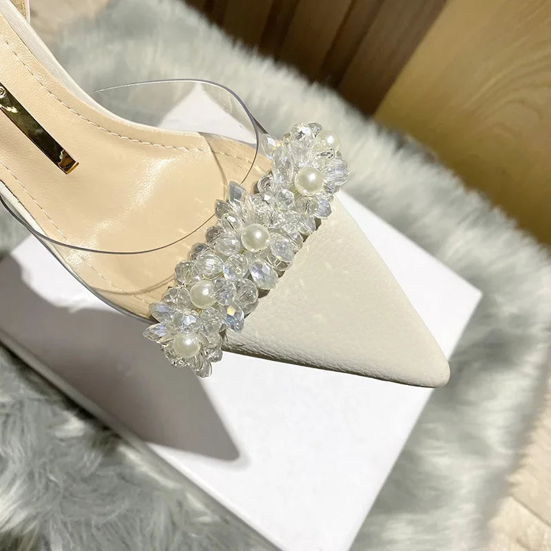 Sandálias de Verão para Mulheres Baotou 2024 Novas Sandálias de Salto Alto Fino Transparente de Bico Fino com Cristais Zapatillas Mujer