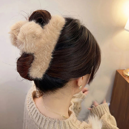 Clips de cabelo de tubarão grande em pelúcia de urso de cartoon com cabelo, claw faux fur, moda coreana para outono e inverno, clipes de caranguejo INS novos e presilhas.