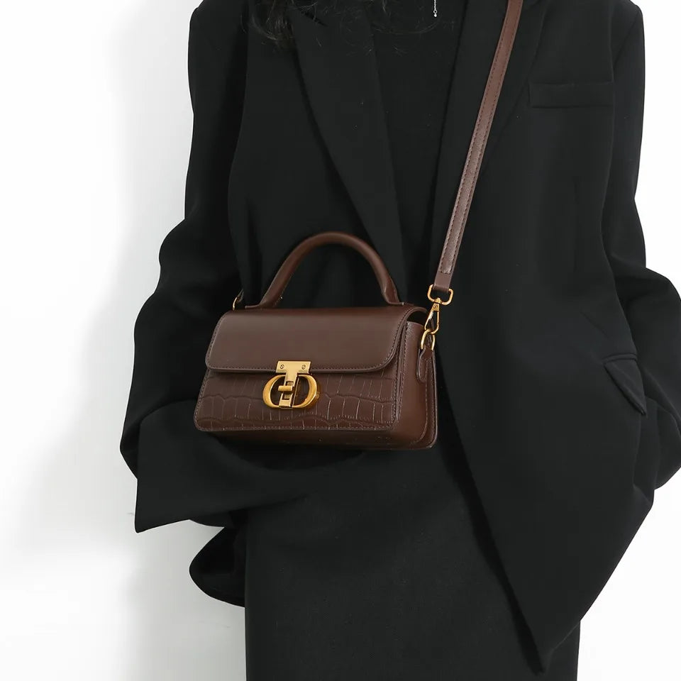 Small Leather Armpit Party Bags for Women Shoulder Crossbody Bag Ladies Vintage Underarm Handbags Summer Lock Tote Sac 2025 New