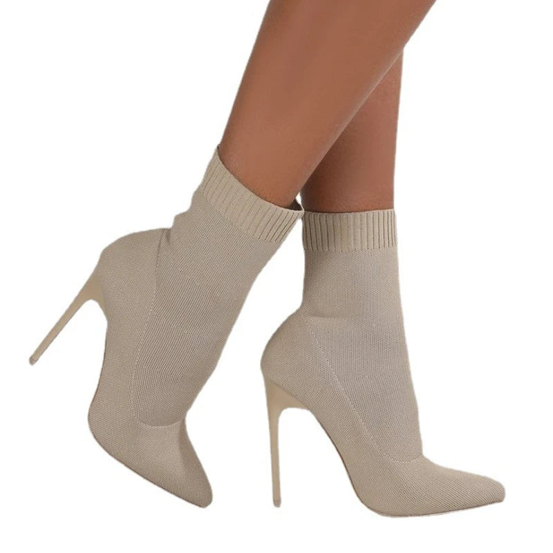 Botas de cano curto para mulheres em tecido elástico de luxo, botas de salto alto para dançarinas exóticas, stilettos femininos, bota de bico fino para outono e inverno.