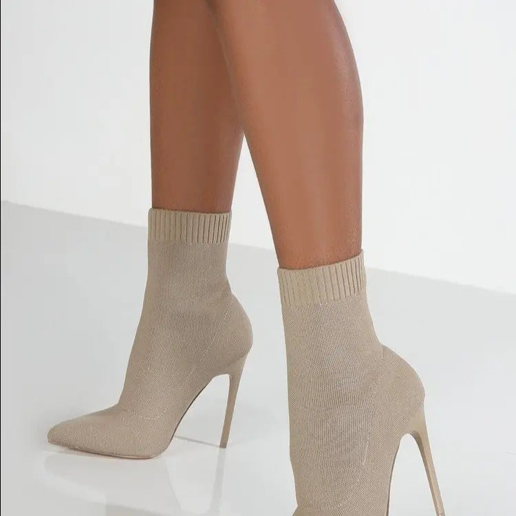 Botas de cano curto para mulheres em tecido elástico de luxo, botas de salto alto para dançarinas exóticas, stilettos femininos, bota de bico fino para outono e inverno.