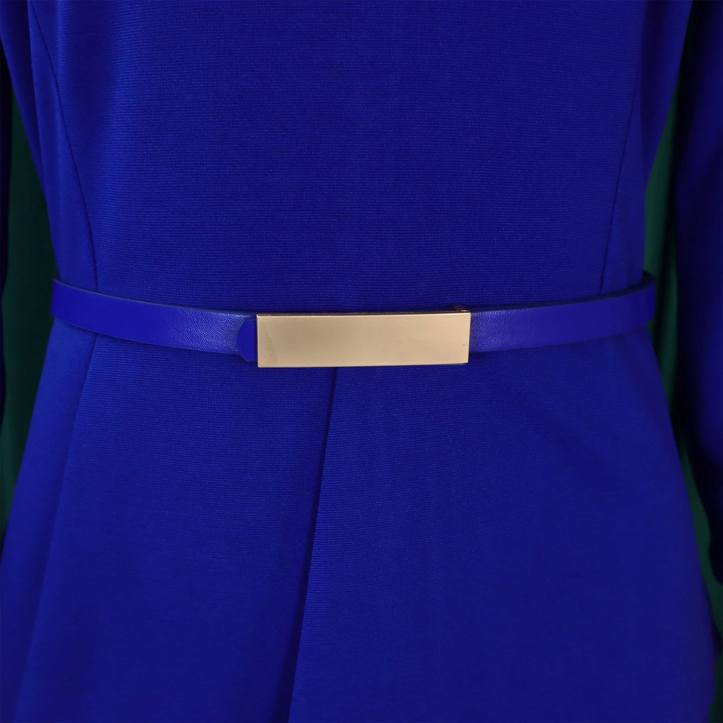 Vestido Formal para o Trabalho Feminino com Gola Assimétrica, Mangas Três Quartos, Cintura com Cinto, Silhueta Justa com Pacote de Quadris até a Panturrilha