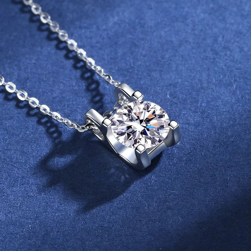Colar de Pingente de Moissanita em Prata 925 com 6 Garras para Mulheres Design Moderno Cor D VVS Aprovado no Teste de Diamante Joia com caixa GRA