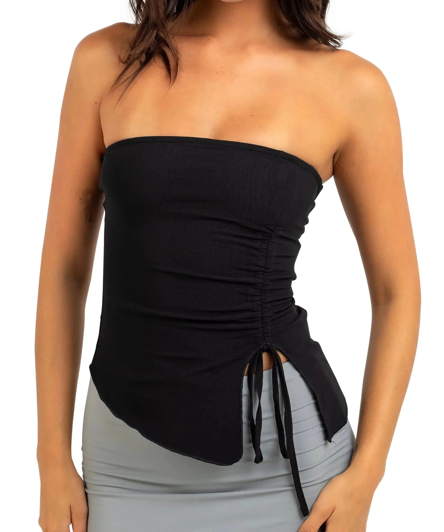 Top feminino sexy vermelho de Dia dos Namorados com decote assimétrico, manga única, fenda jovem e estilo ins, ajustável na cintura.