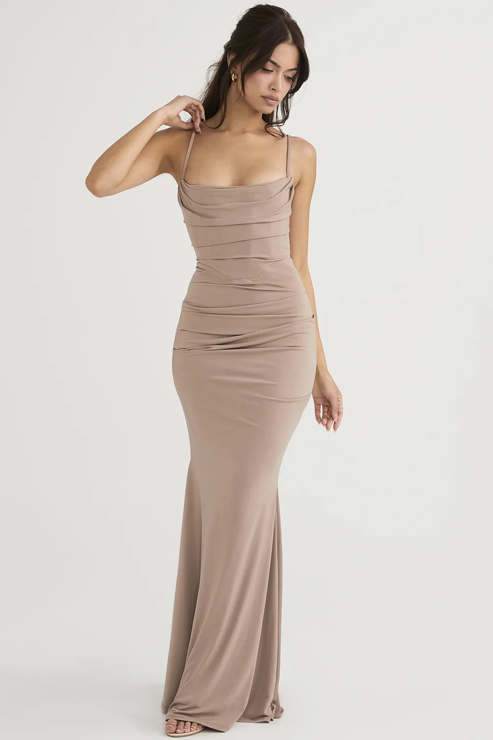 Vestidos Elegantes para Mulheres Vestido Maxi em Corset de Amêndoa Vestido de Noite Elegante para Festa Vestido Justo Sexy sem Costas com Estrutura de Peixe