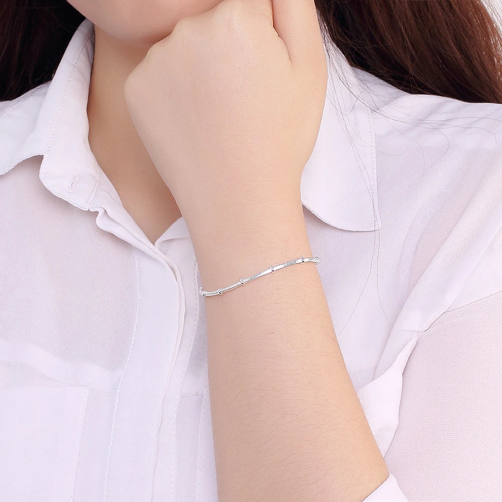 Novos Braceletes de Prata 925 Esterlina para Mulheres com Corrente de Contas de Cobra Fina, Moda para Casamento, Festa, Presentes de Natal, Joias