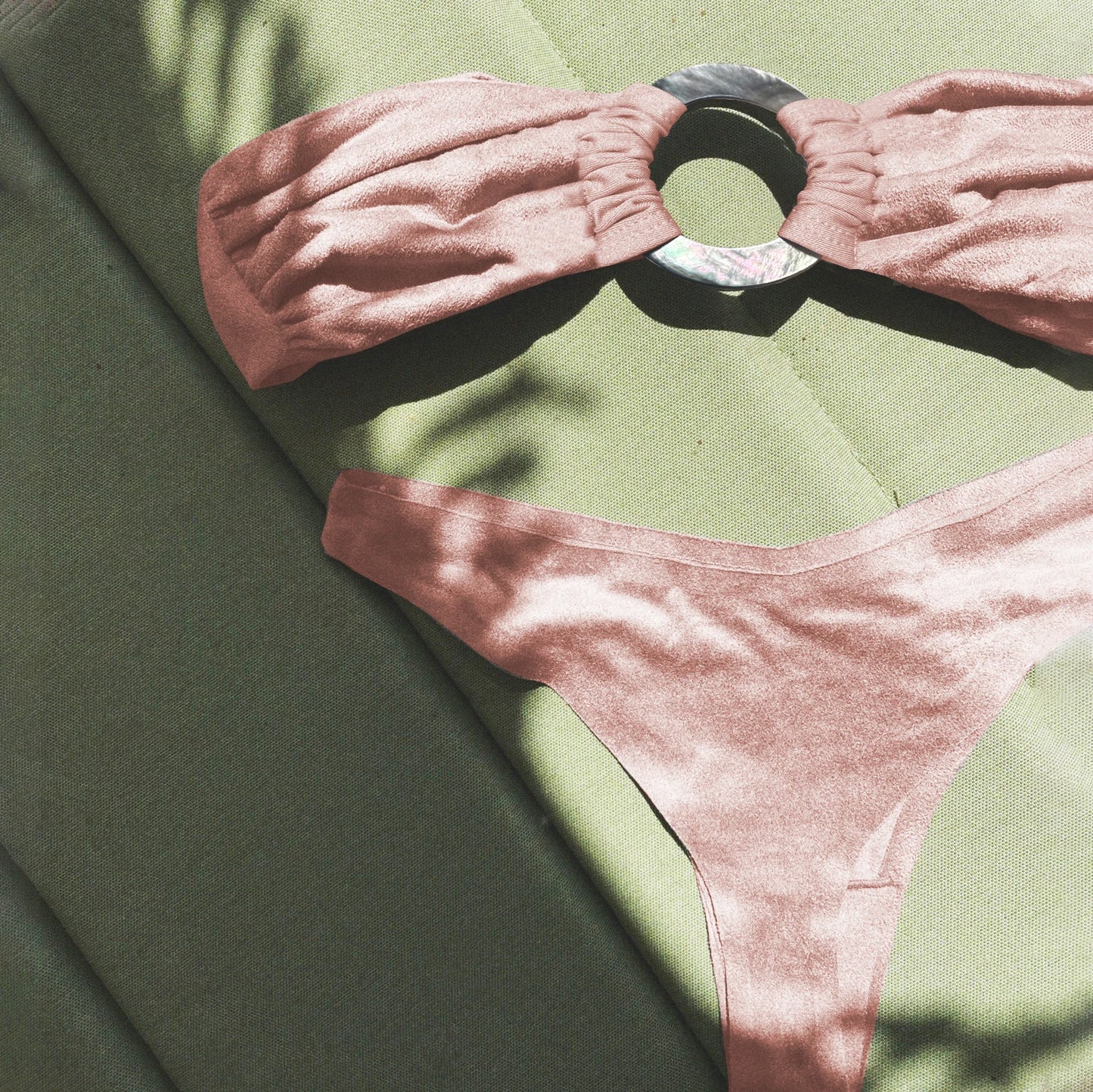 Biquínis Sexy Mulheres Roupa de Banho Feminina Biquíni Bandeau Tanga Traje de Banho Brilhante Botão Roupas de Natação Maiô Moda Praia