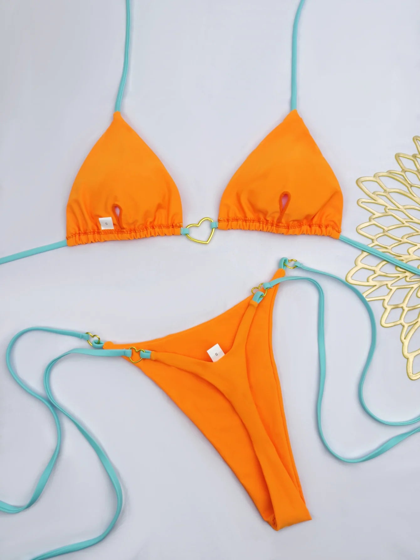 Novo Maiô Branco Sólido para Mulheres, Conjunto de Dois Peças com Cintura Baixa e Laço, Moda de Praia