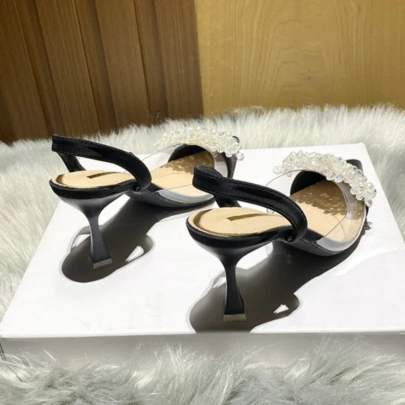 Sandálias de Verão para Mulheres Baotou 2024 Novas Sandálias de Salto Alto Fino Transparente de Bico Fino com Cristais Zapatillas Mujer